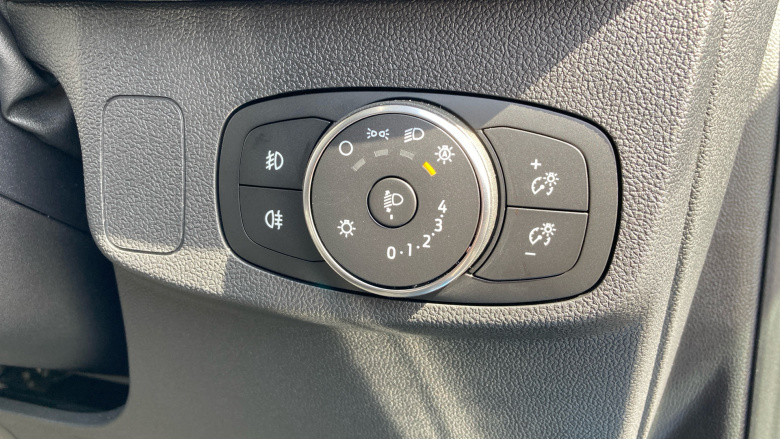 Ford Focus 1.0 EcoBoost Hybrid mHEV 155 Titanium X 5dr Auto Petrol Estate